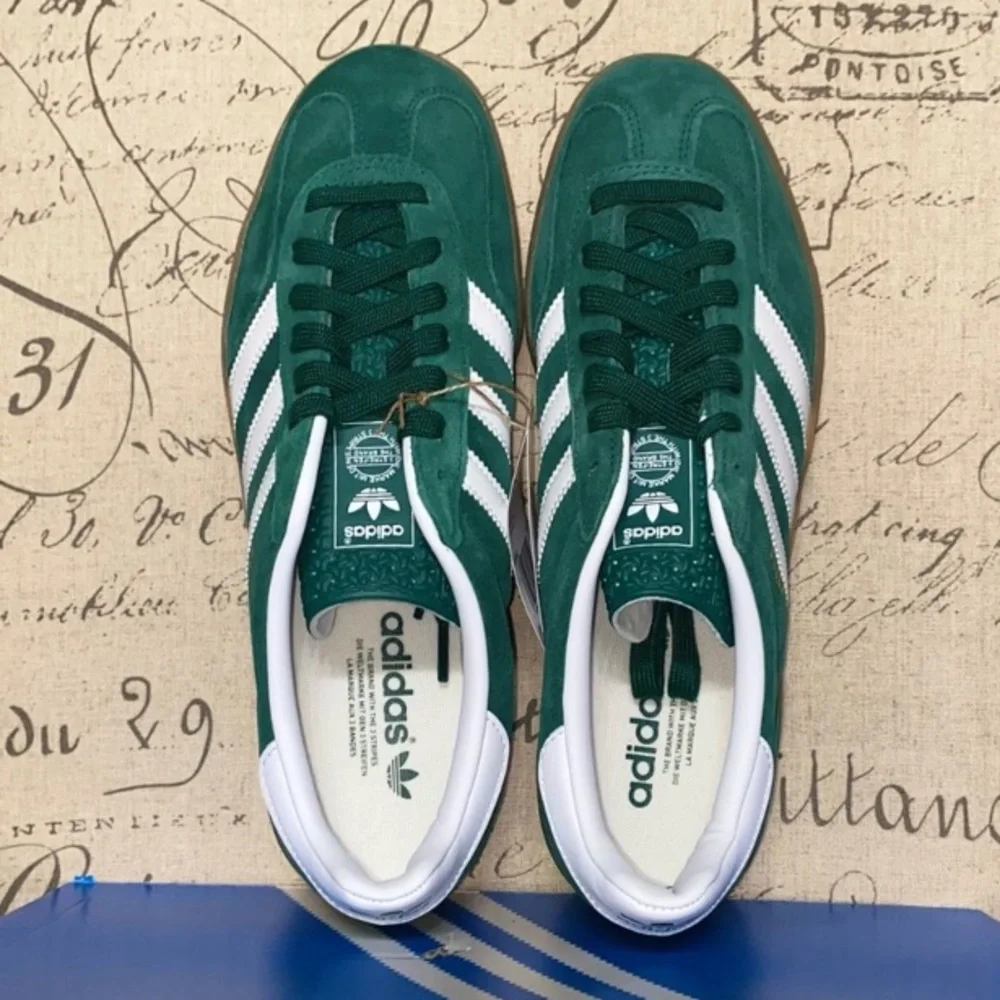 ADIDAS - Picture 2 of 6